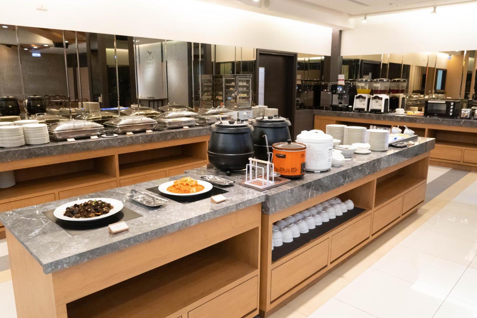 Green Hotel - Tea Way تايتشونغ المظهر الخارجي الصورة